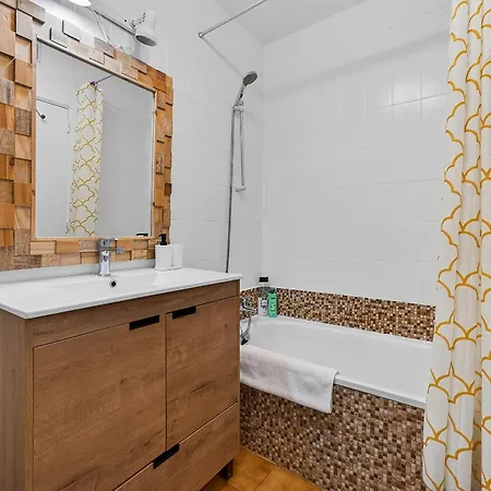 Mare Apartment, 5 Min From The Apartamento *